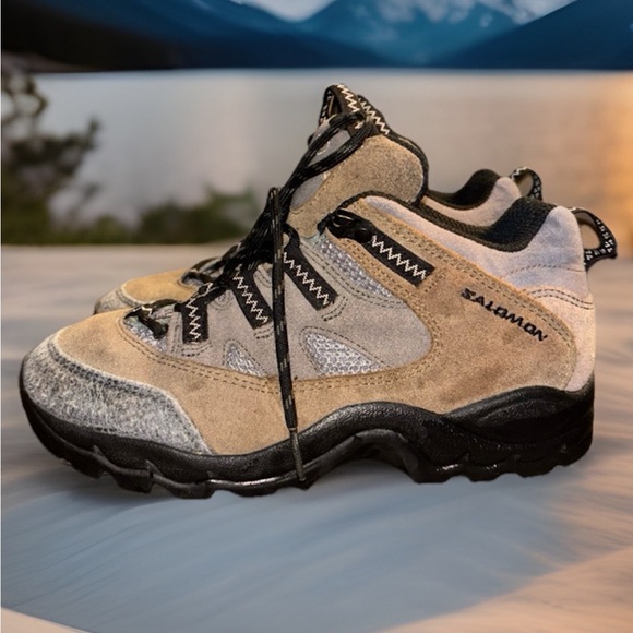 Salomon Shoes - Salomon Suede Hiking Boots, Women’s size 37 2/3